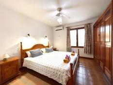 Main bedroom with air-Con